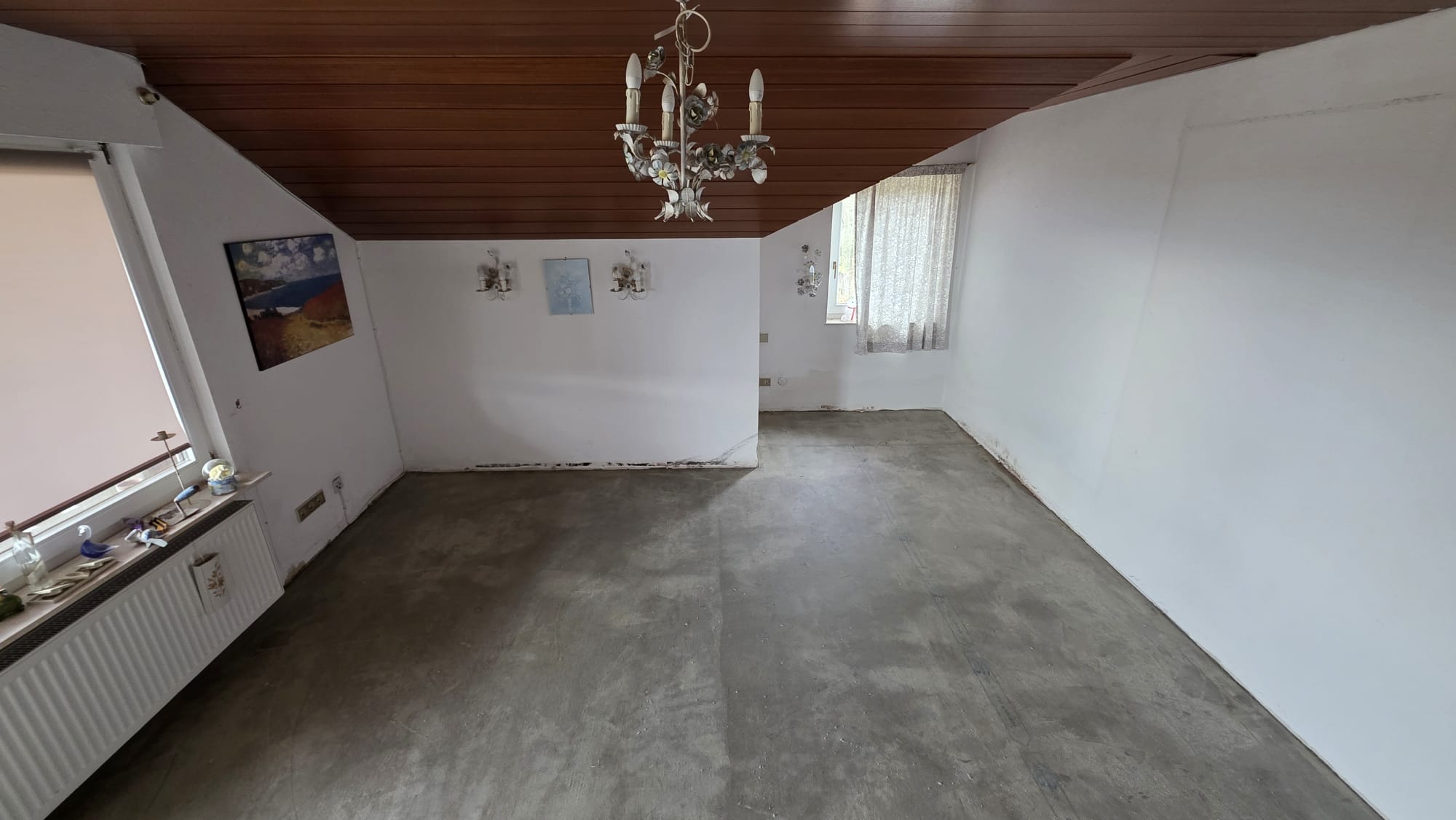 Dachgeschoss Wohnraum – vorher